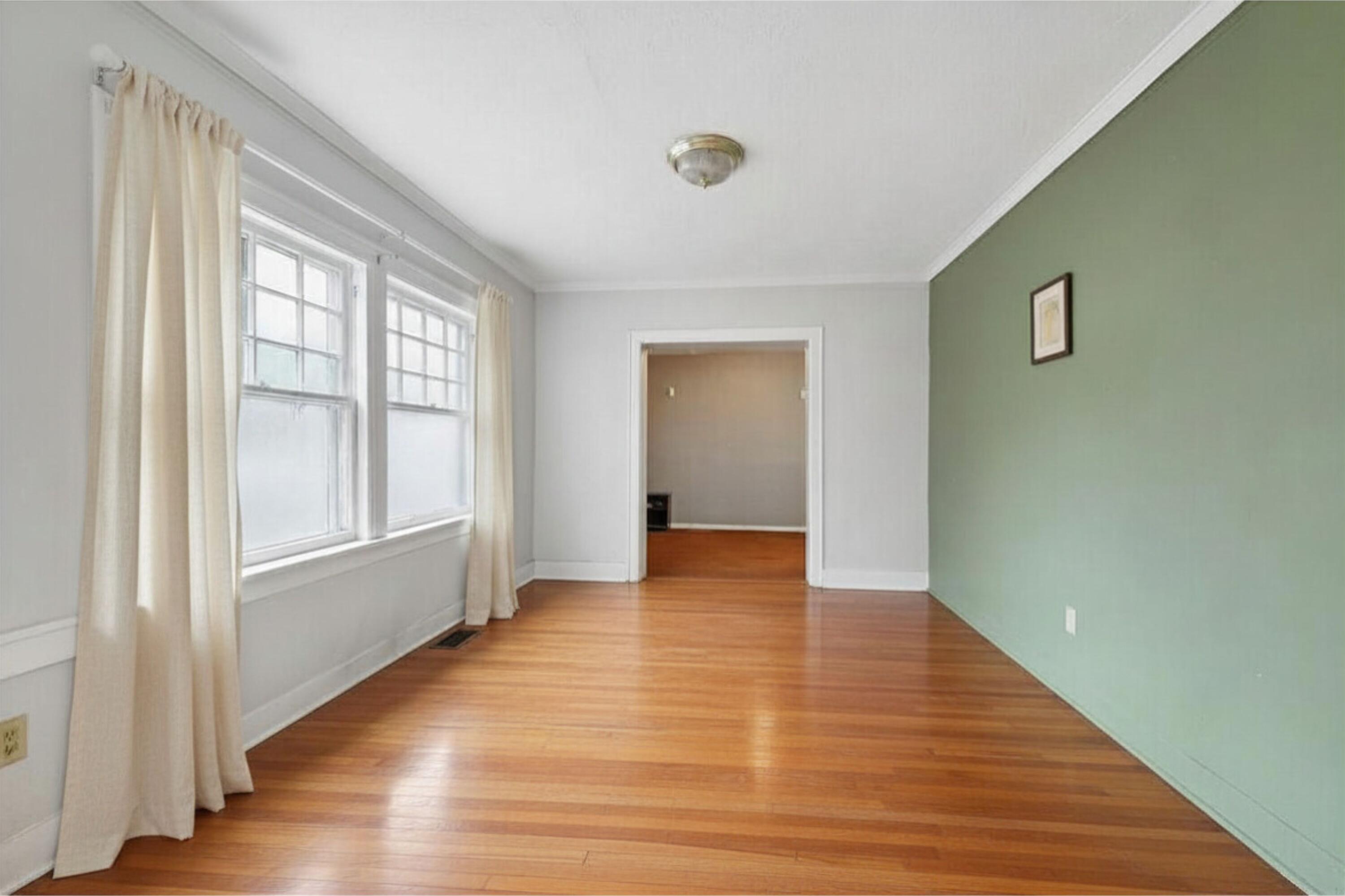 568 Johnson Street Gary, IN 46402 - Photo 16 of 27 3000x1999