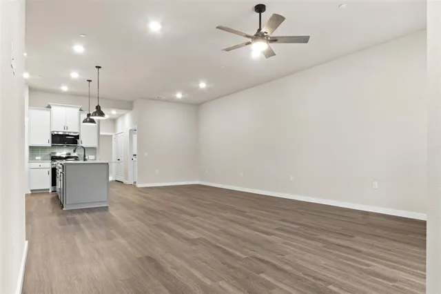 $360,900 | 7247 Sauvignon Way, Grand Prairie, TX 75054