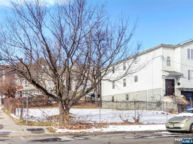 $325,000 | 167-169 Fairmount Avenue, Newark, NJ 07103