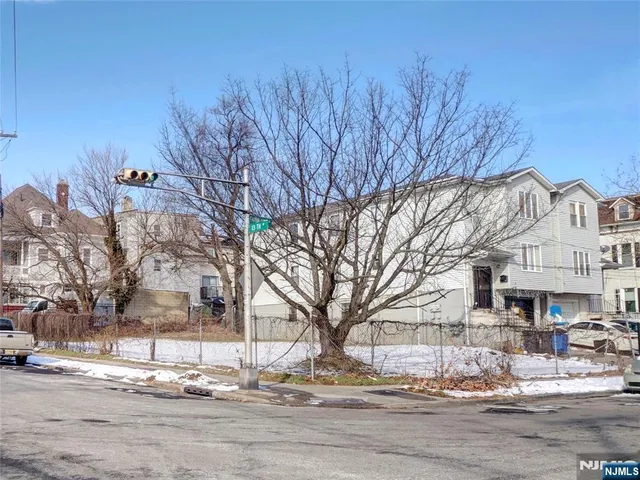 $325,000 | 167-169 Fairmount Avenue, Newark, NJ 07103