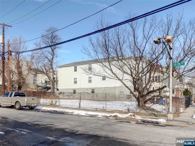 $325,000 | 167-169 Fairmount Avenue, Newark, NJ 07103