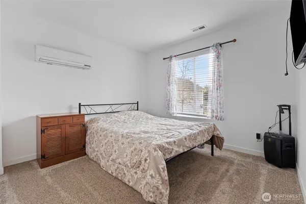 $459,999 | 12718 159th Street East, Puyallup, WA 98374