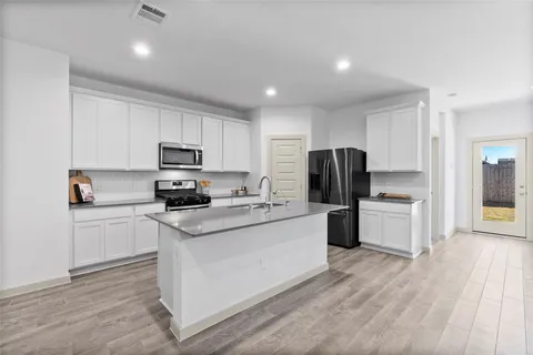 $340,000 | 13220 Lago Acero Lane, Texas City, TX 77568