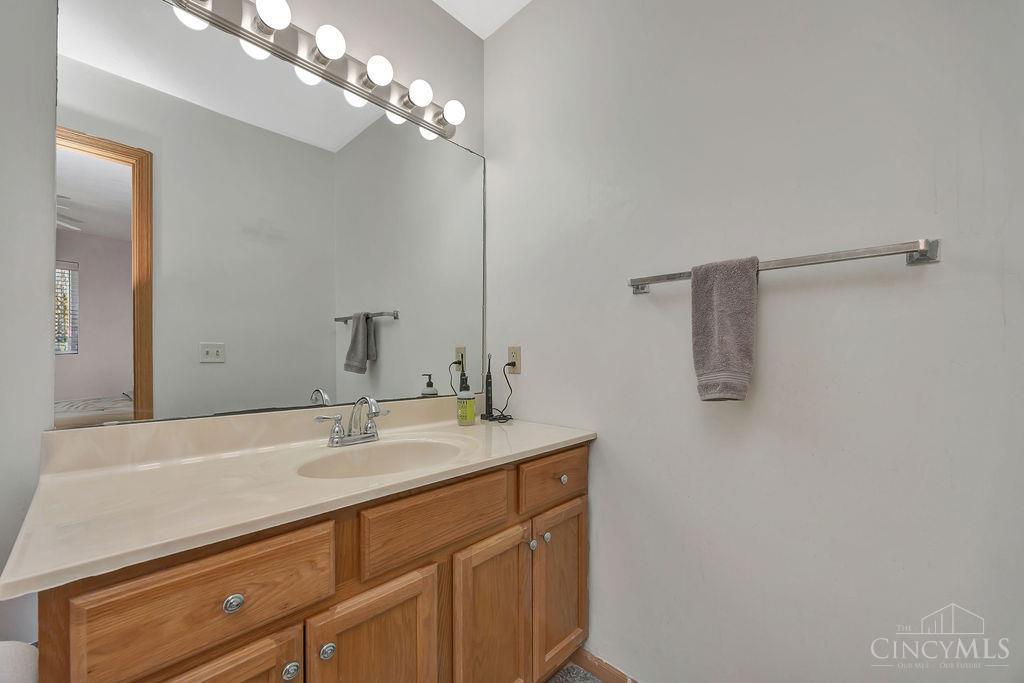 6209 Hester Road Oxford, OH 45056 - Photo 15 of 30