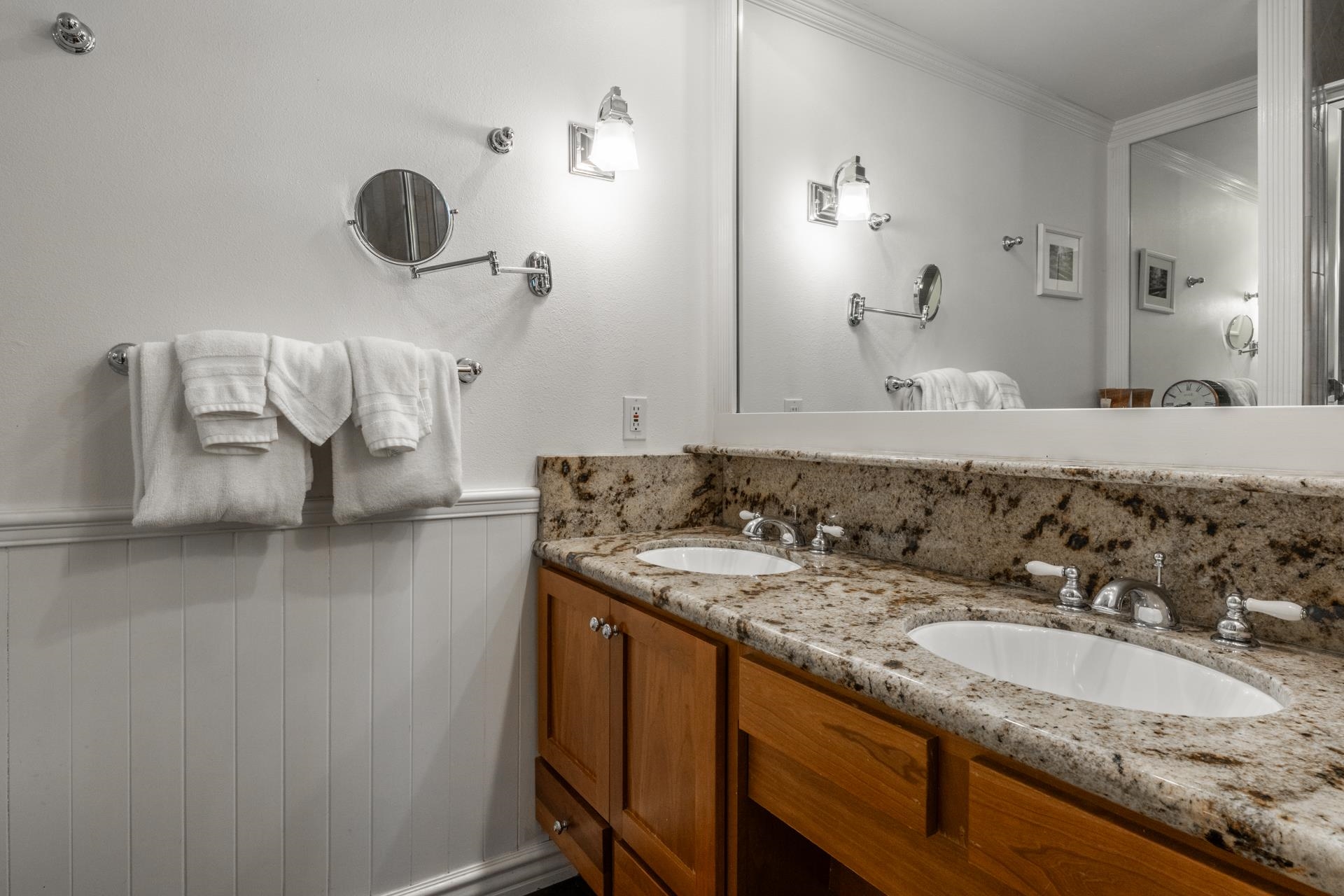 165 Old Mammoth Road, Unit 3 Mammoth Lakes, CA 93546 - Photo 20 of 48 Double vanity with under-mount sinks and a speckled stone countertop