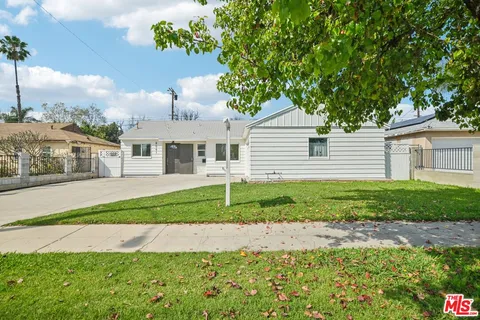 $849,000 | 8061 Hesperia Avenue, Reseda, CA 91335