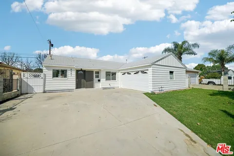 $849,000 | 8061 Hesperia Avenue, Reseda, CA 91335