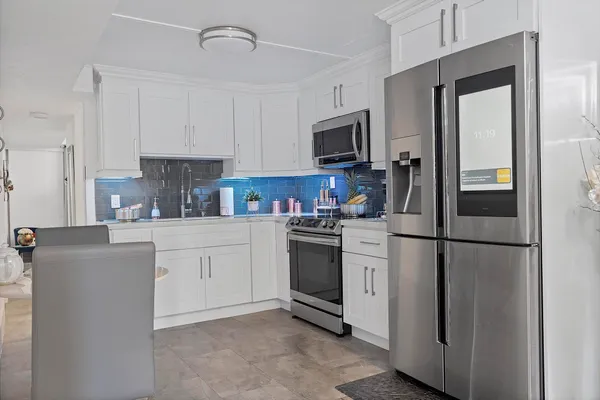 $230,000 | 3205 West 16th Avenue, Hialeah, FL 33012