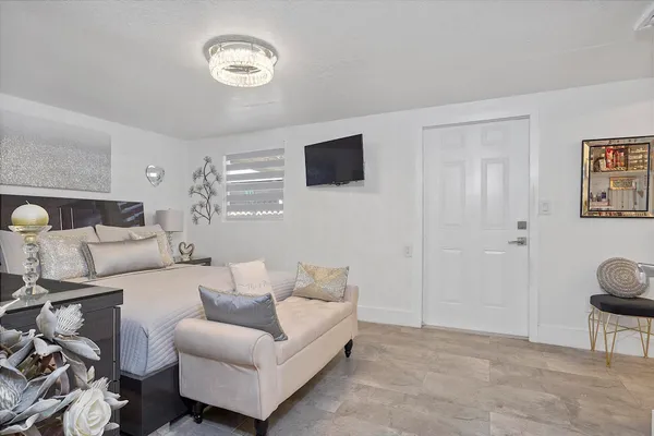 $230,000 | 3205 West 16th Avenue, Hialeah, FL 33012