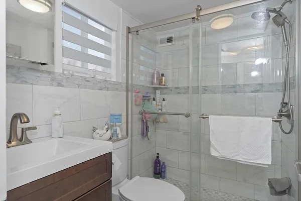 $230,000 | 3205 West 16th Avenue, Hialeah, FL 33012