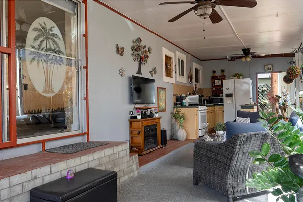 $230,000 | 3205 West 16th Avenue, Hialeah, FL 33012