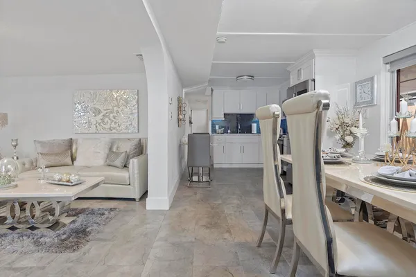 $230,000 | 3205 West 16th Avenue, Hialeah, FL 33012