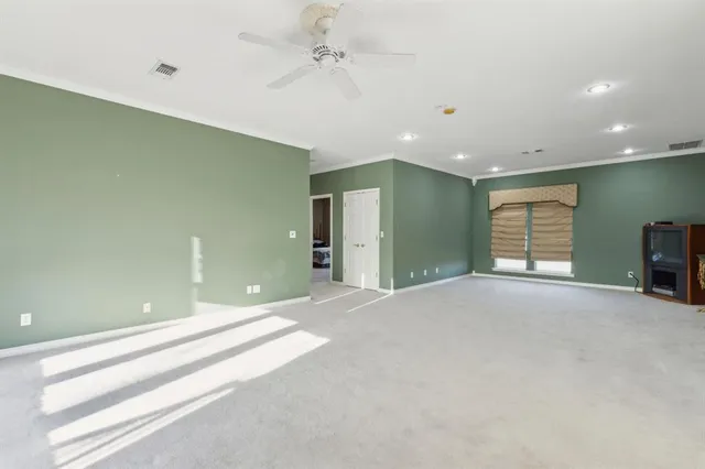 $1,999,000 | 609 Farm To Market Road 1306, Gainesville, TX 76240