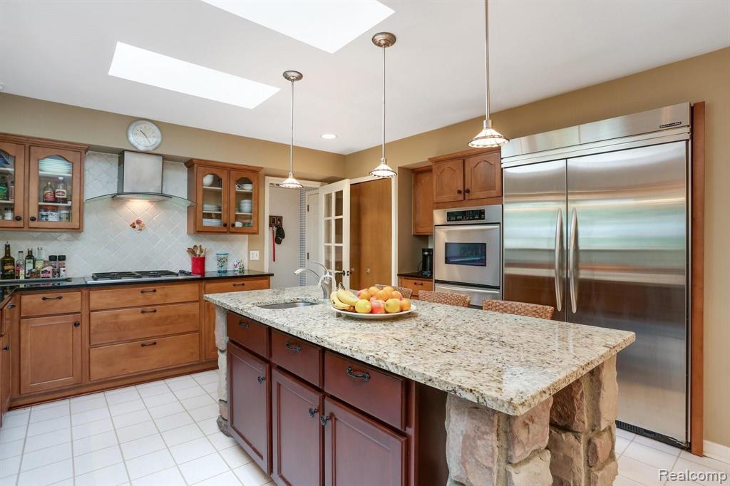 1793 North Kilburn Road Rochester Hills, MI 48306 - Photo 13 of 25