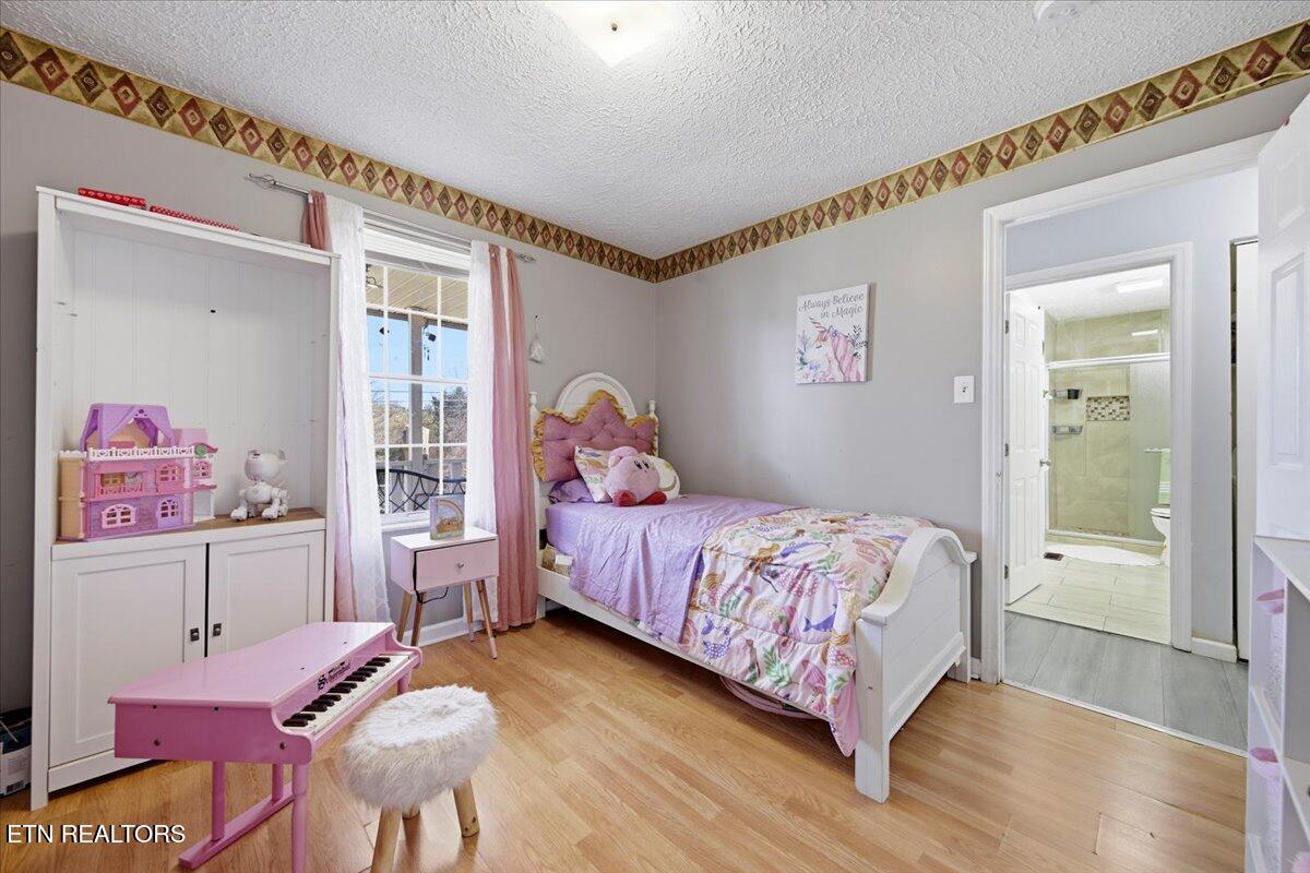 2201 Paris Road Knoxville, TN 37912 - Photo 18 of 36 09-IMG_2699