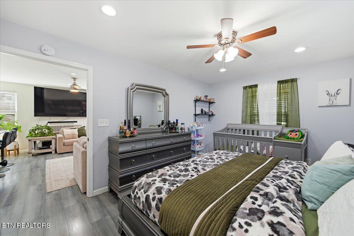 2201 Paris Road Knoxville, TN 37912 - Photo 23 of 36 24-IMG_2799