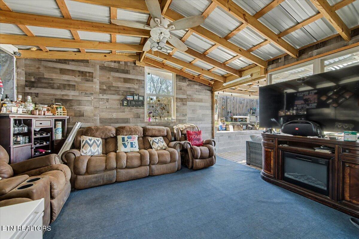 2201 Paris Road Knoxville, TN 37912 - Photo 27 of 36 28-IMG_2832