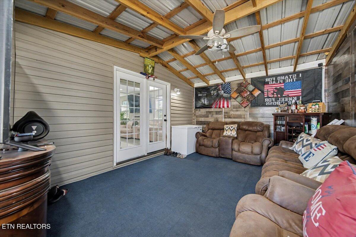 2201 Paris Road Knoxville, TN 37912 - Photo 28 of 36 29-IMG_2837