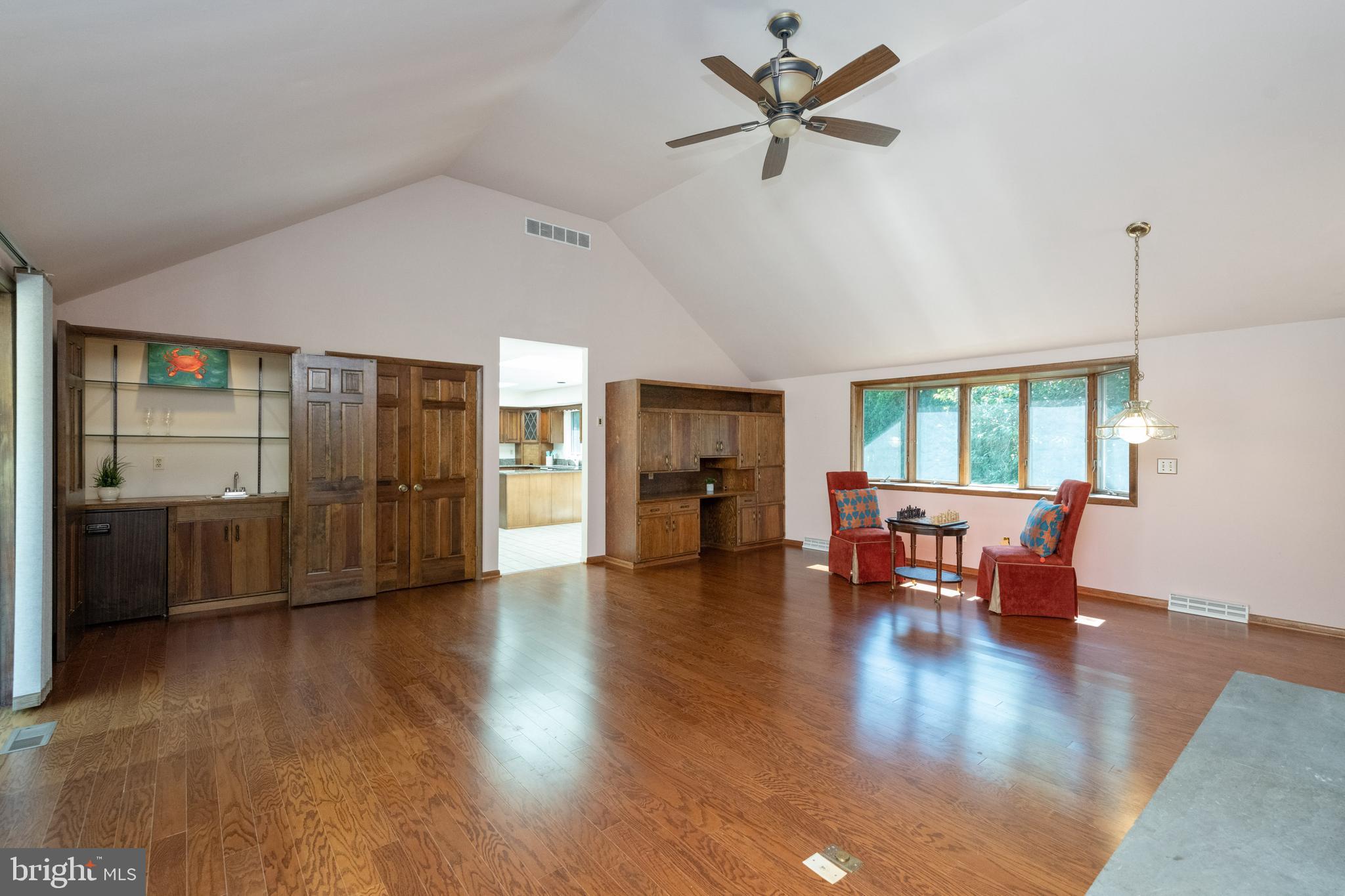 13806 Cripplegate Road Phoenix, MD 21131 - Photo 11 of 63 Family Room With Built Ins
