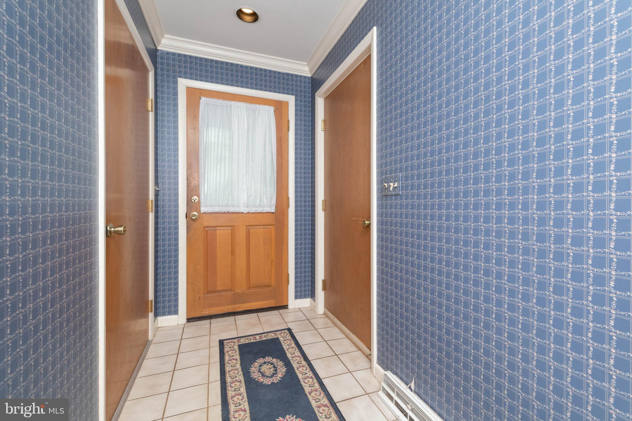13806 Cripplegate Road Phoenix, MD 21131 - Photo 25 of 63 Side Entrance Hall