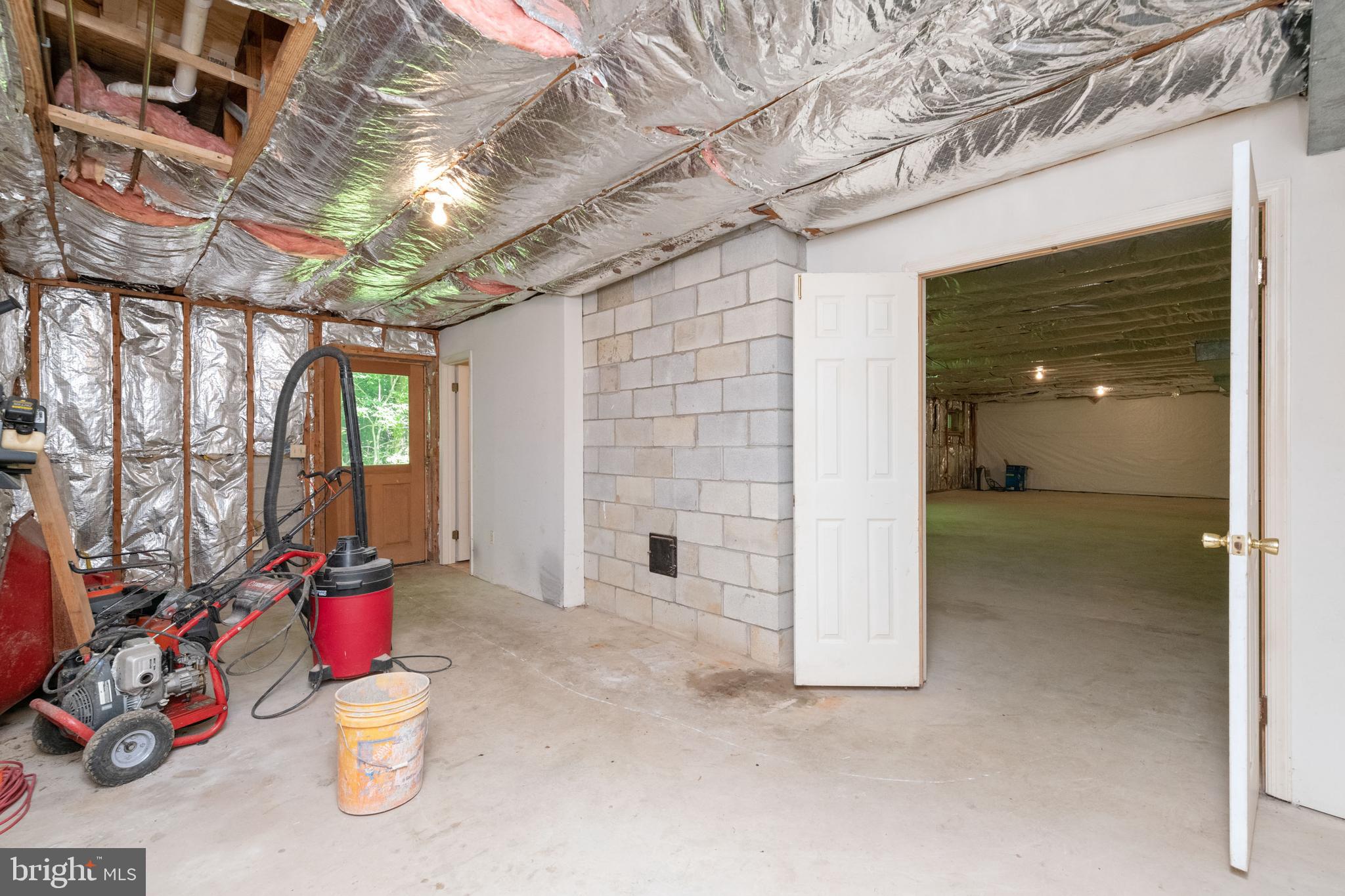 13806 Cripplegate Road Phoenix, MD 21131 - Photo 47 of 63 Pool storage and outdoor entrance