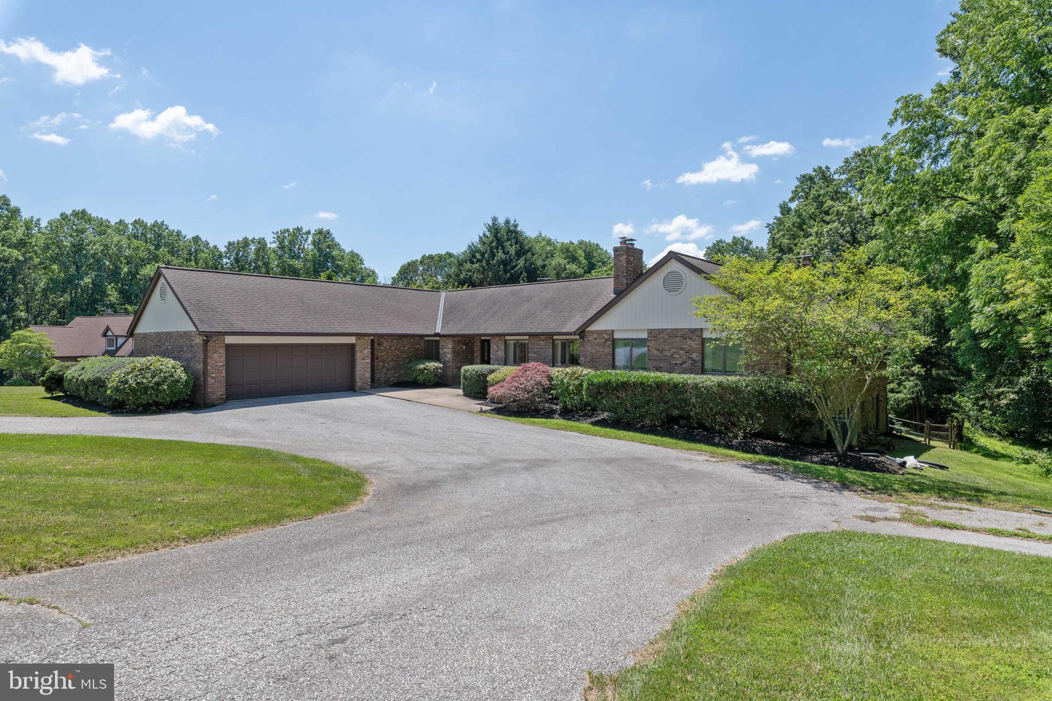13806 Cripplegate Road Phoenix, MD 21131 - Photo 50 of 63 Spacious Circular Driveway