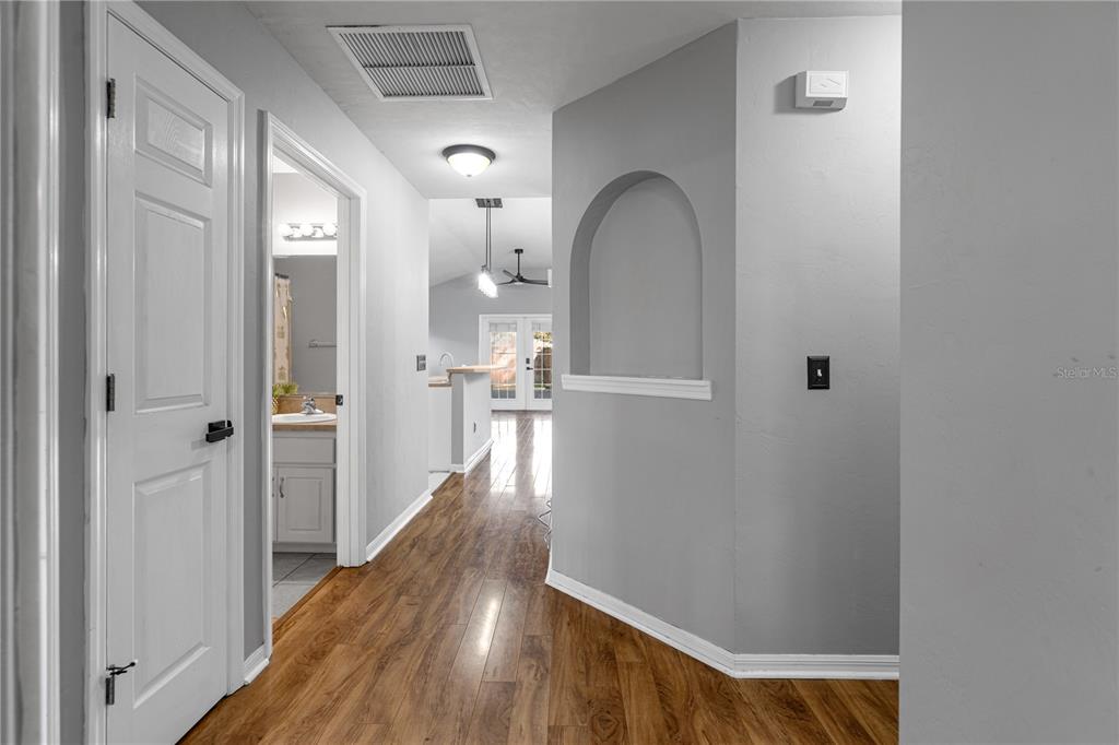 6237 Northwest 109th Place Alachua, FL 32615 - Photo 5 of 32