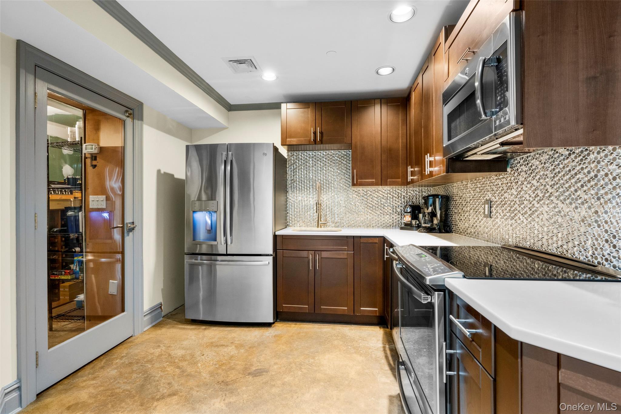 23 Pheasant Drive Rye, NY 10580 - Photo 23 of 35 Full kitchen in the basement