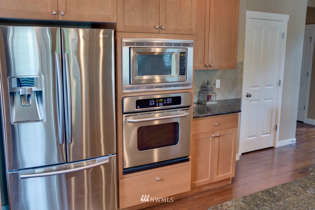 15926 36th Avenue Southeast Bothell, WA 98012 - Photo 14 of 25 Gallery Image 14
