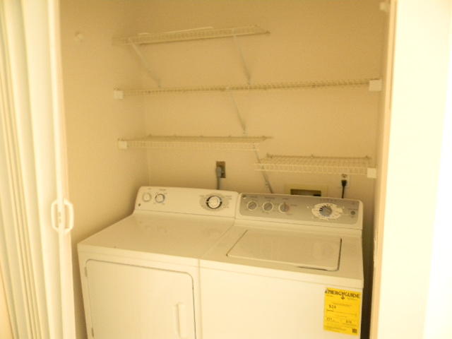 2844 Old Mill Way Crestview, FL 32539 - Photo 40 of 49 a utility room with dryer and washer