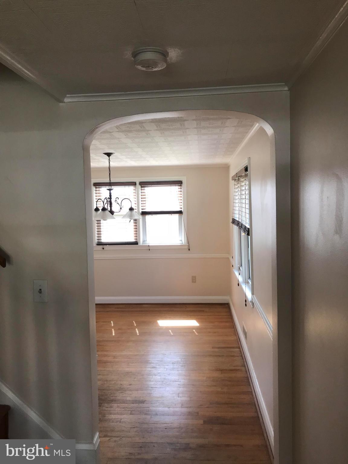 920 Courtney Road Baltimore, MD 21227 - Photo 5 of 21 View to dining room