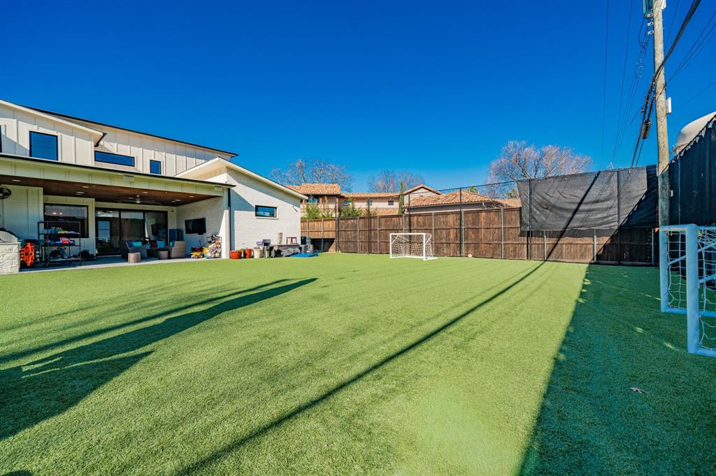 11616 Jamestown Road Dallas, TX 75230 - Photo 34 of 38