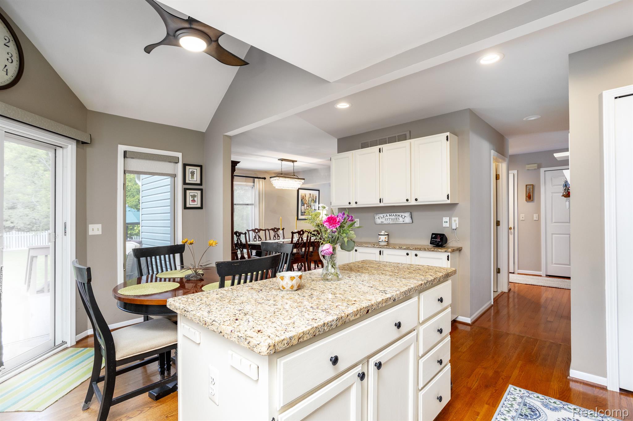 821 Ludlow Avenue Rochester, MI 48307 - Photo 14 of 46 Gallery Image 14