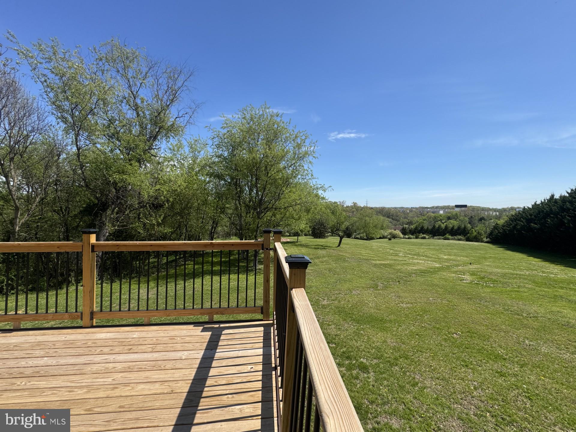 174 Open Field Lane Falling Waters, WV 25419 - Photo 9 of 61