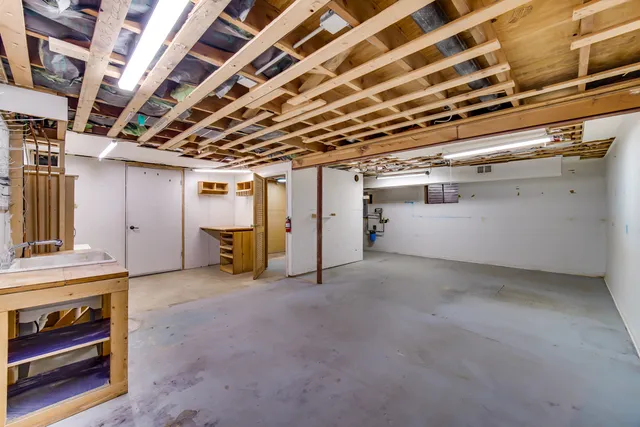 $2,950 | 879 East Holly Way, Palatine, IL 60074