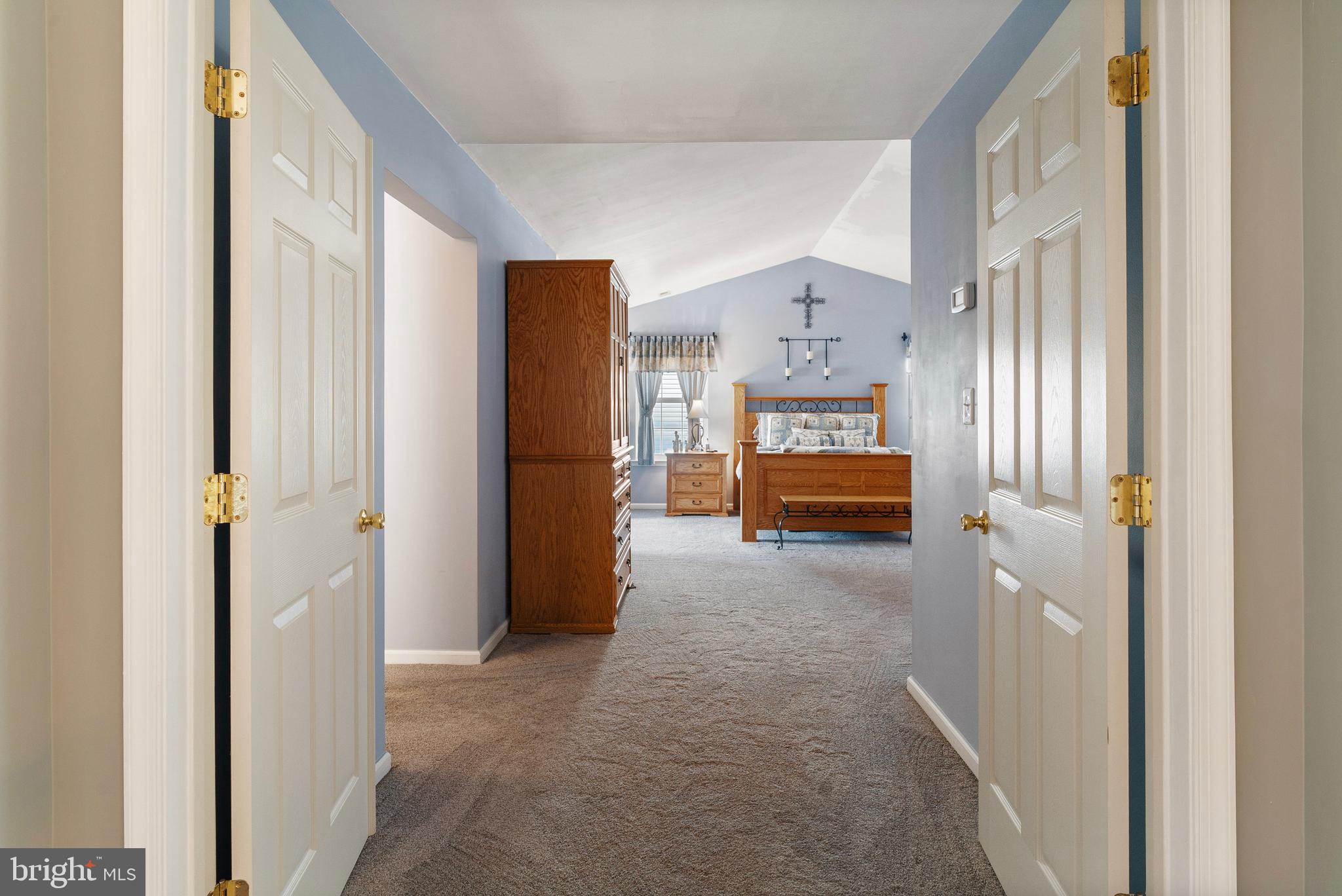 4 Midfield Street Sicklerville, NJ 08081 - Photo 18 of 40 a room with furniture and a gate