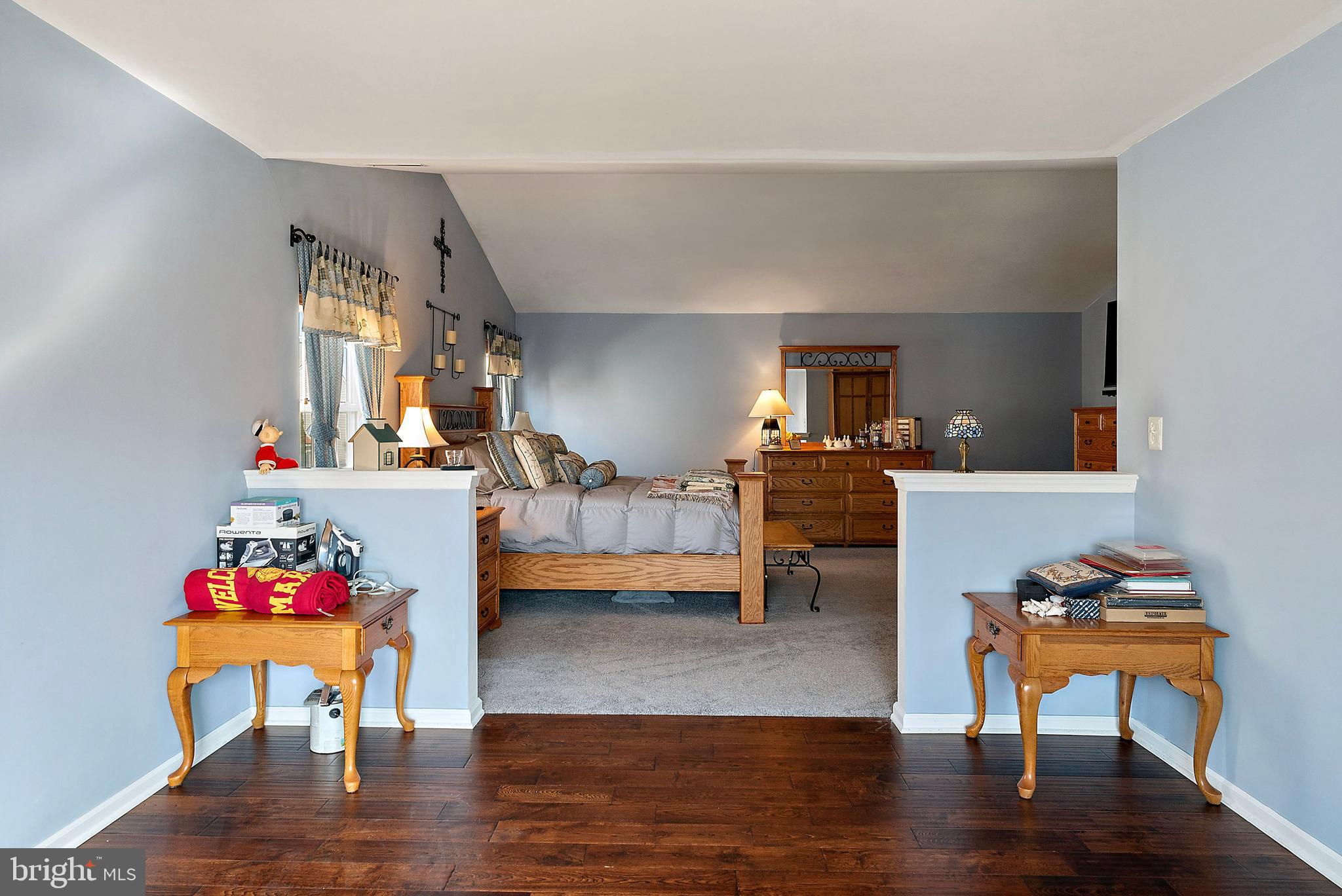 4 Midfield Street Sicklerville, NJ 08081 - Photo 30 of 40 a living room with furniture and a wooden floor
