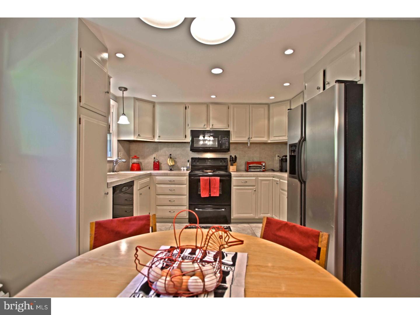 1322 Hall Road West Chester, PA 19380 - Photo 9 of 25 Kitchen