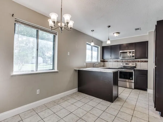 $1,700 | 301 Springwillow Road, Burleson, TX 76028