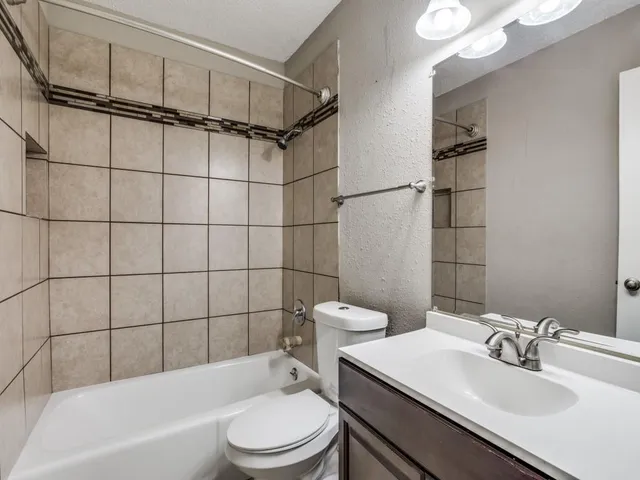 $1,700 | 301 Springwillow Road, Burleson, TX 76028