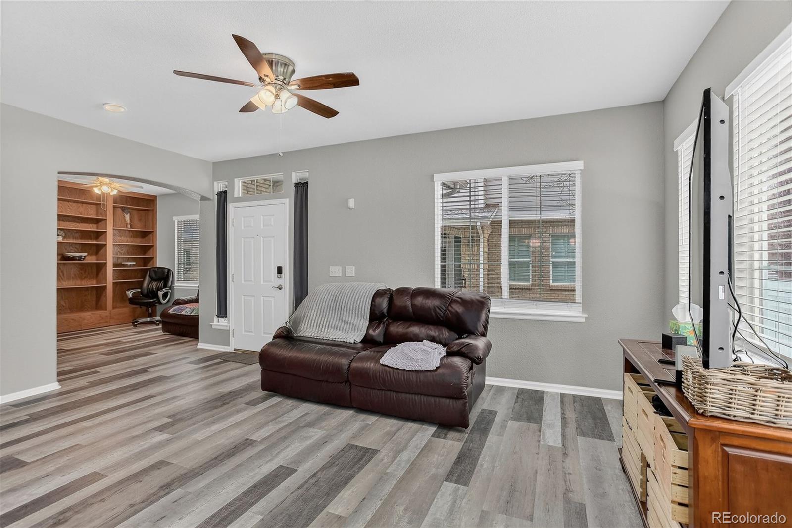 167 Whitehaven Circle Highlands Ranch, CO 80129 - Photo 6 of 34