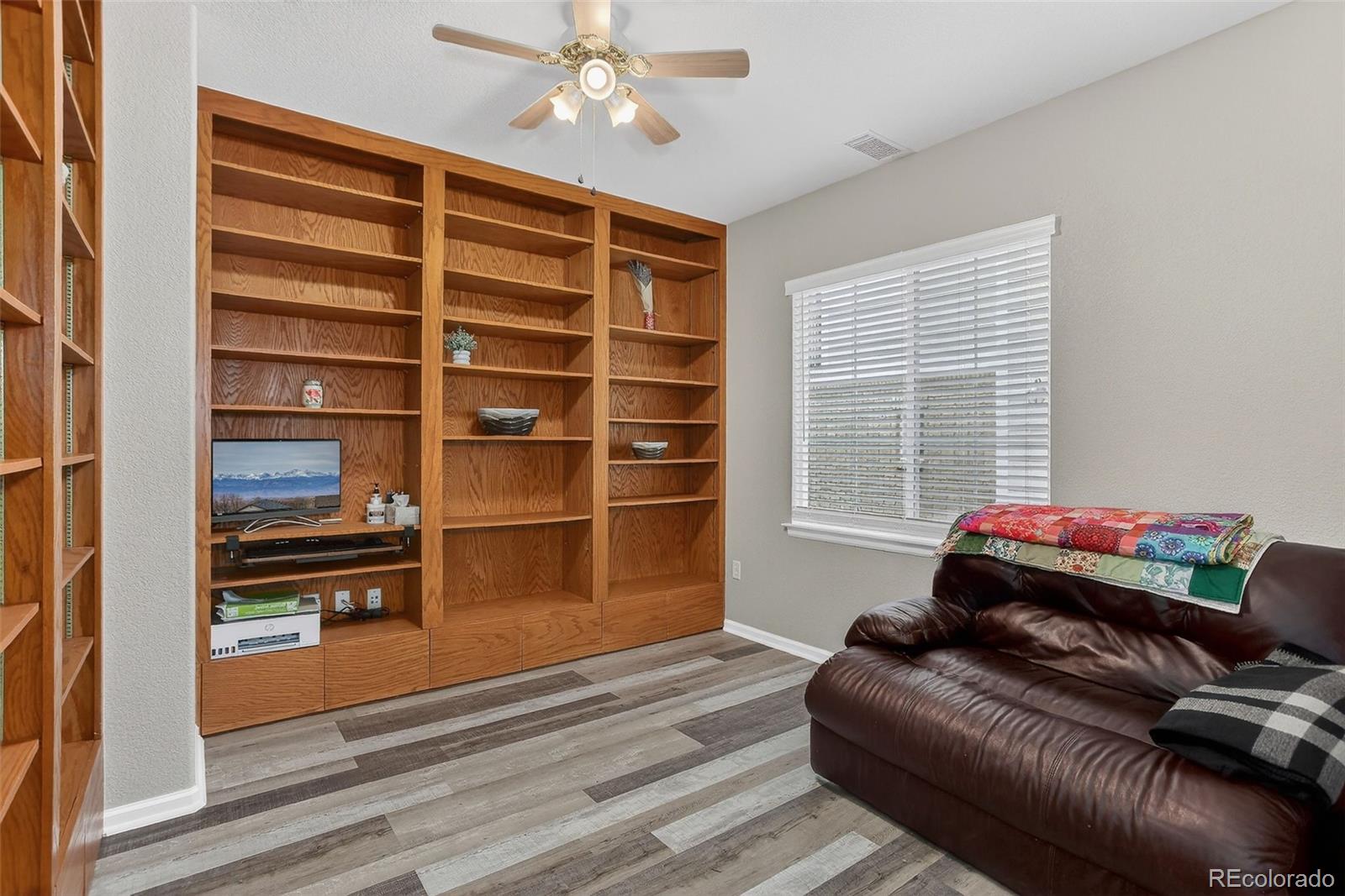 167 Whitehaven Circle Highlands Ranch, CO 80129 - Photo 8 of 34