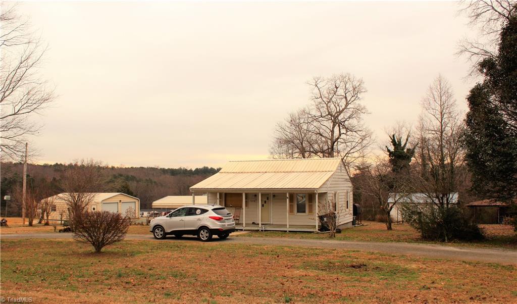 7890 Ridge Road Tobaccoville, NC 27050 - Photo 3 of 28 Gallery Image 3