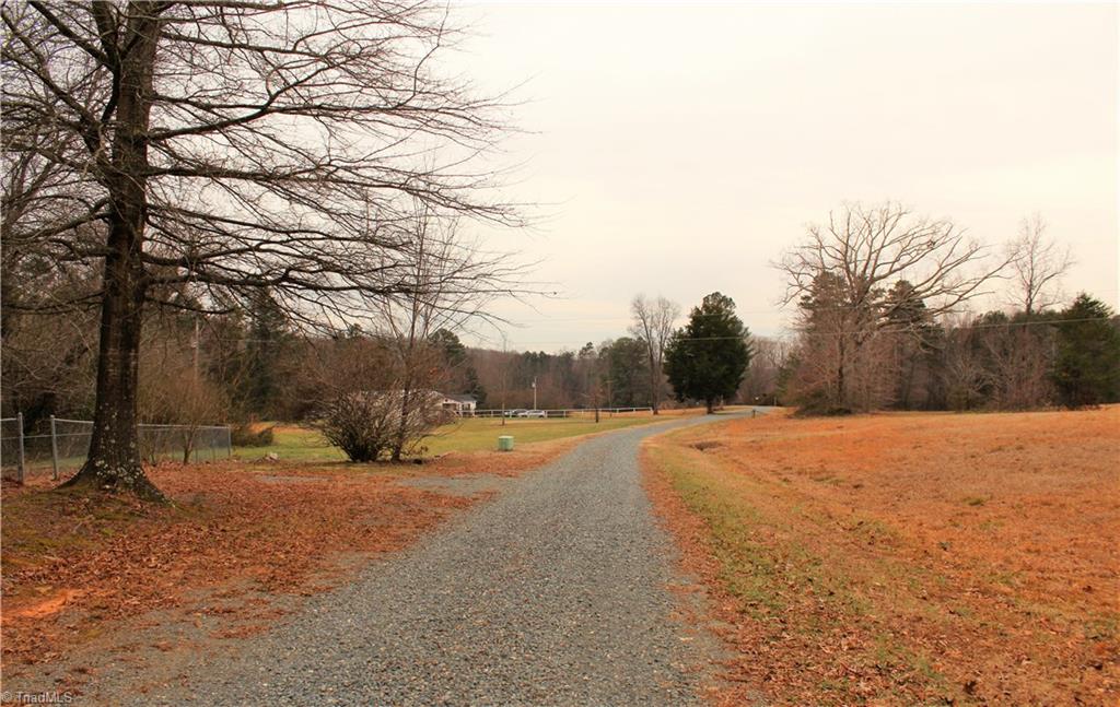 7890 Ridge Road Tobaccoville, NC 27050 - Photo 8 of 28 Gallery Image 8