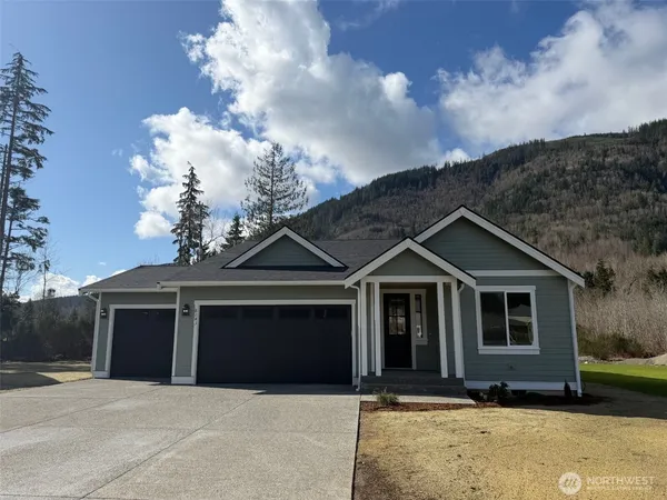 $479,000 | 8143 Peaceful Valley Drive, Maple Falls, WA 98266