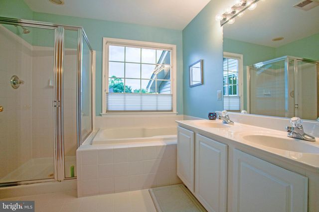 $771,000 | 703 Rolling Fields Way, Rockville, MD 20850