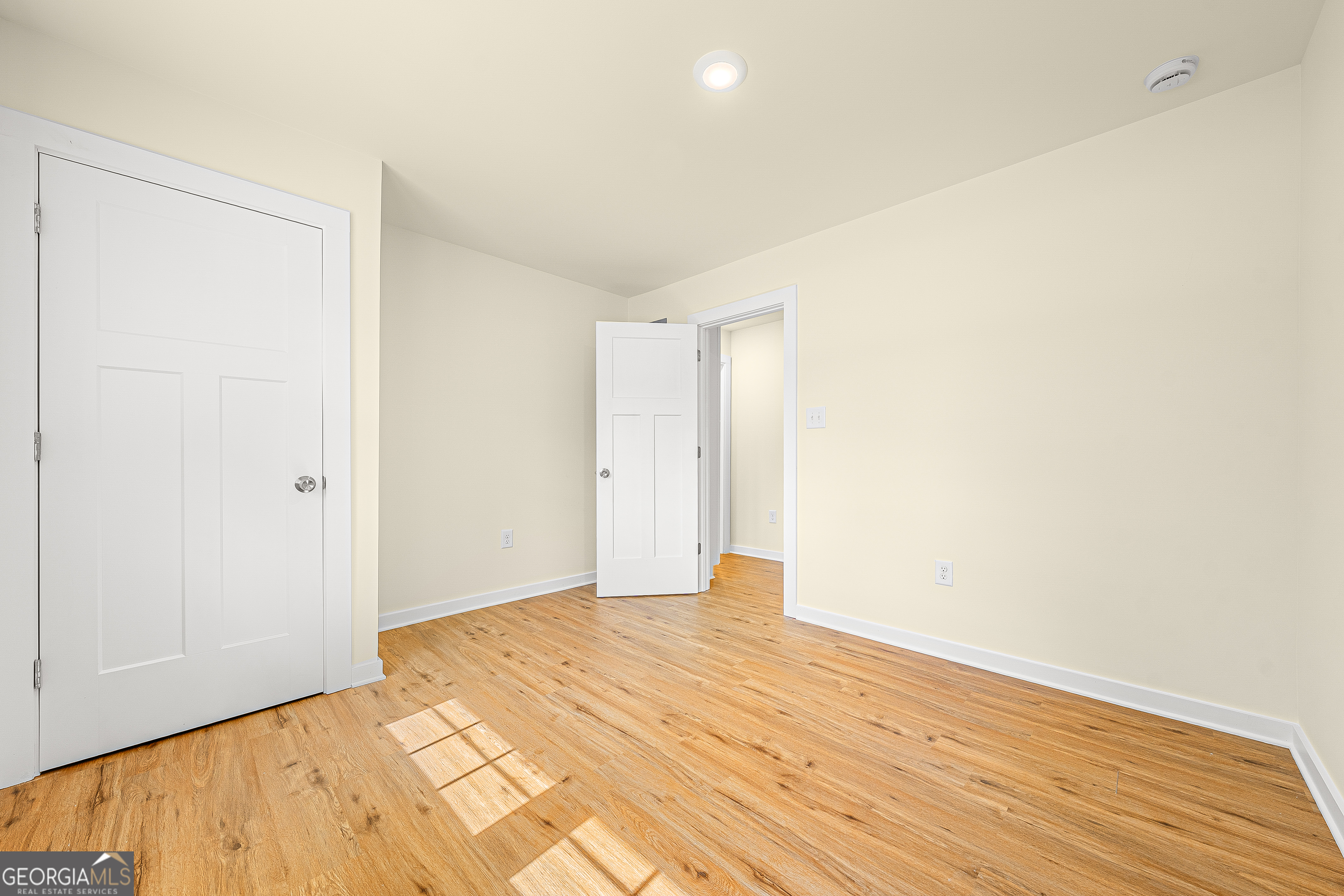 16 Elm Street Hartwell, GA 30643 - Photo 8 of 12