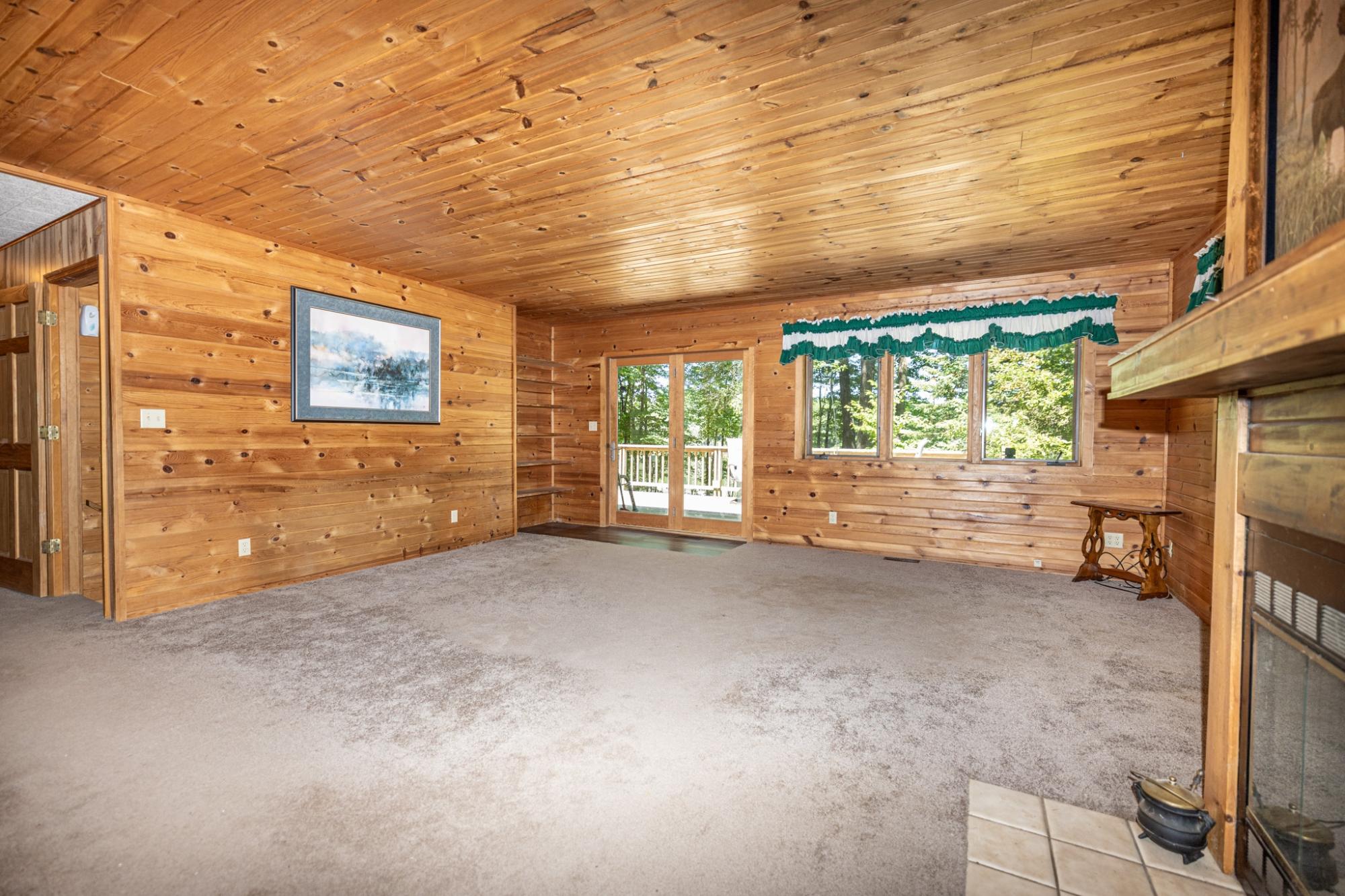 8471 Squirrel Lake Road Minocqua, WI 54548 - Photo 4 of 37 Gallery Image 4