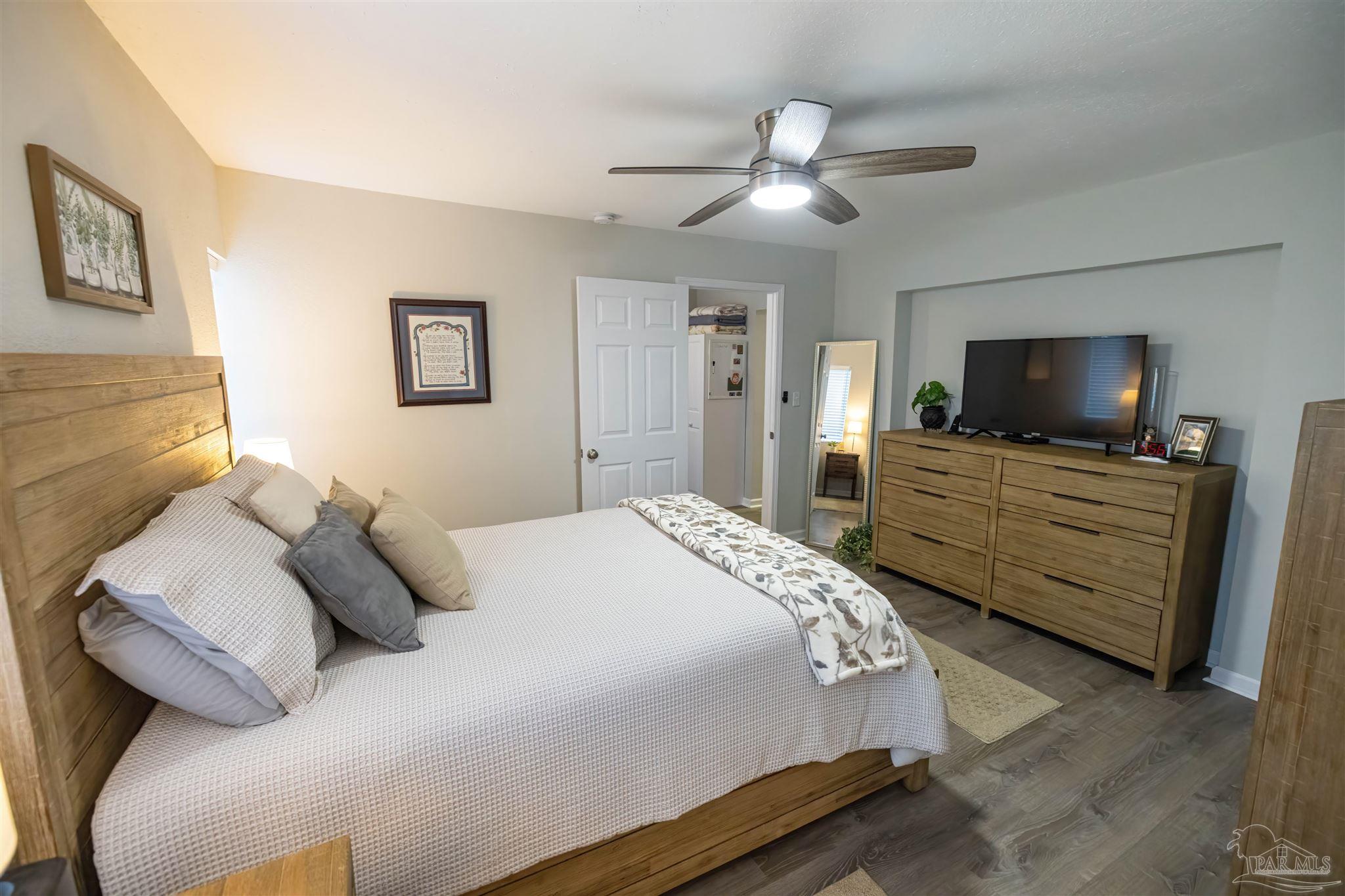 1148 West 9 & Half Mile Road Pensacola, FL 32534 - Photo 28 of 39