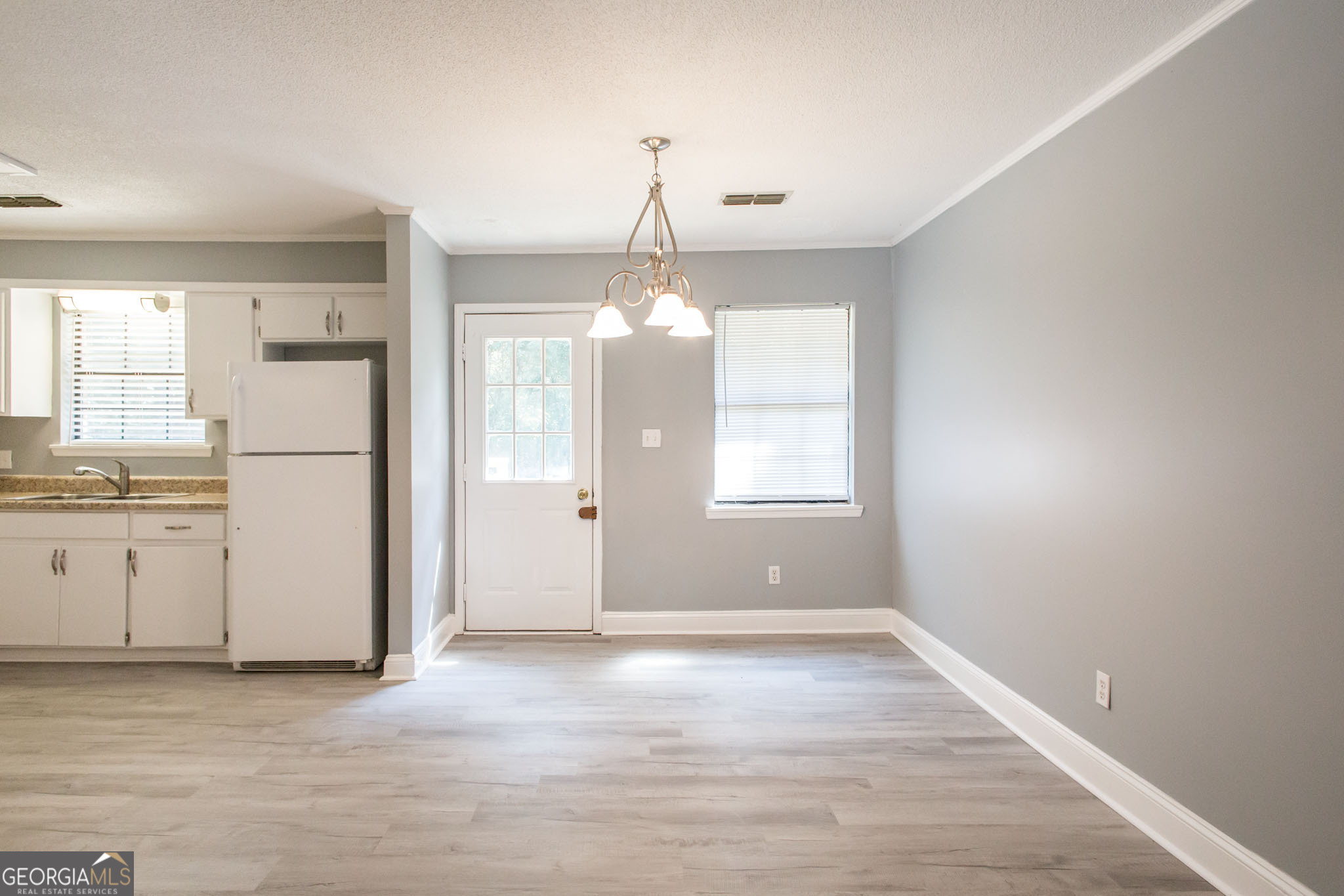 810 Jackson Street Blackshear, GA 31516 - Photo 4 of 26